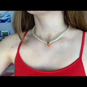 CARROT CHOKER